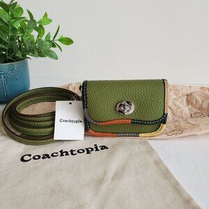 NWT Coachtopia Upcrafted Wavy Wallet with Colorblock Binding – Olive Green Multi